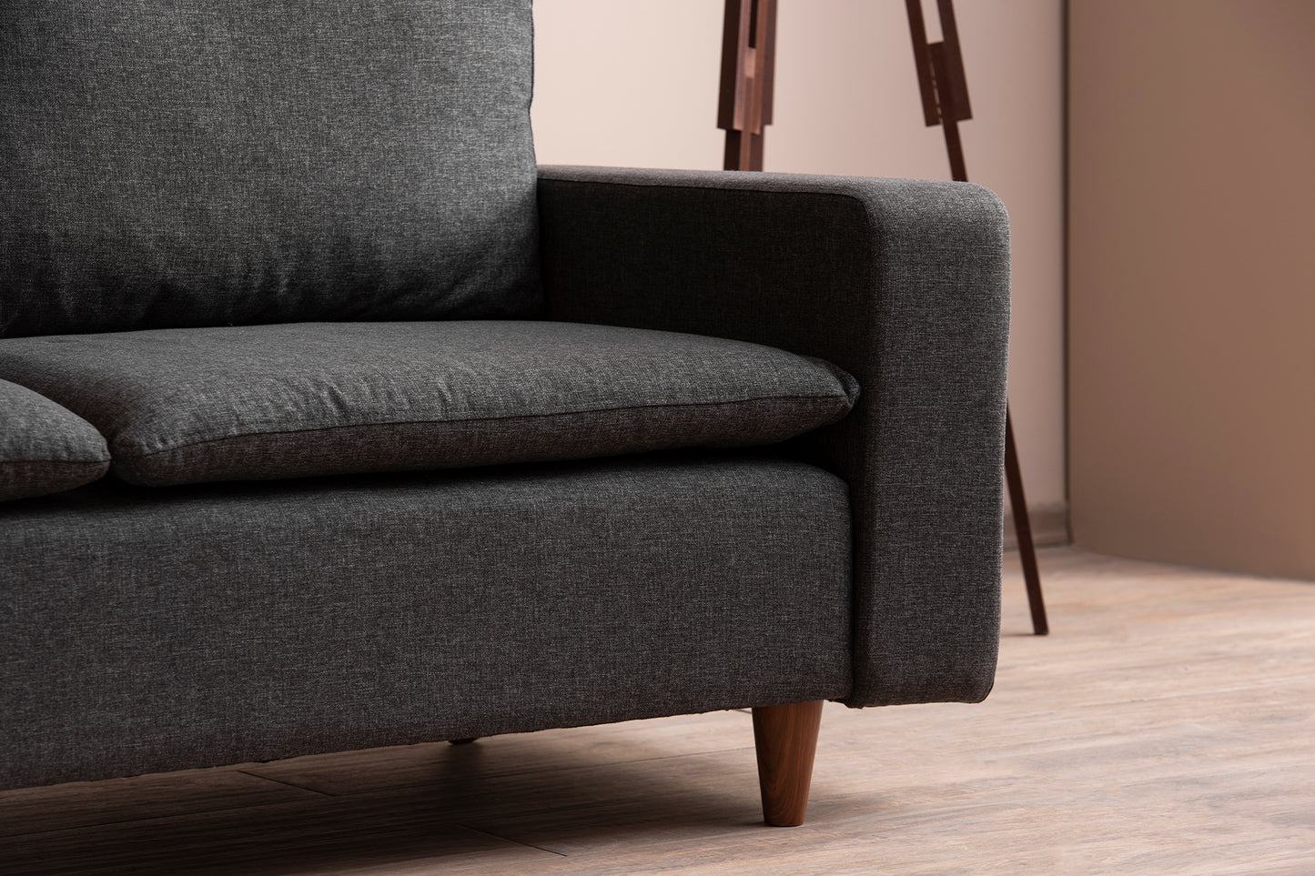 LUNGO | Modern 2-Seater Sofa, Durable Metal Frame & High Comfort