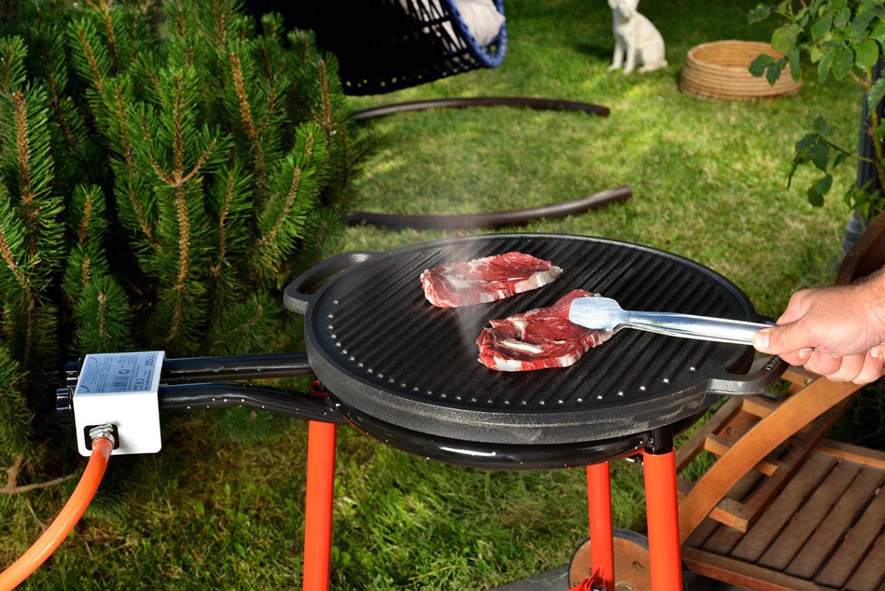 Parilla | Portable 45x45x84 cm BBQ Grill with Double-Ring Burner - 100% Metal, Scratch-Resistant, Outdoor Cooking Tripod